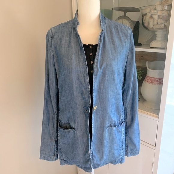 𝅺GAP chambray blue jean denim relaxed button spring fall blazer jacket - Picture 1 of 8